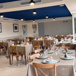 Marisquería Los Delfines - Seafood