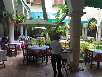 Mesón del Marqués Restaurante - Mexican in Valladolid