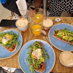 Next Level Specialty Coffee - Café & Brunch