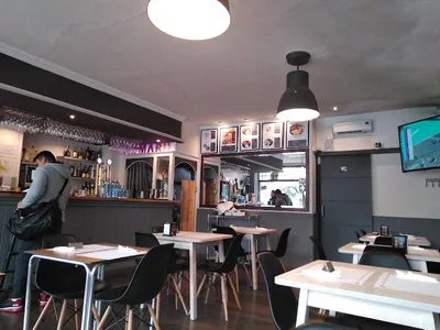 NuMaru (치킨 분식) - Asiatica in Santiago de Compostela