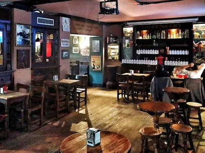 O'hara's Irish Pub - Bar in Salamanca