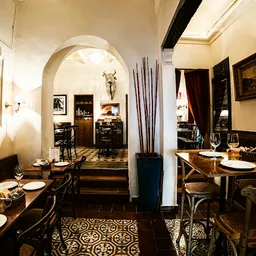 Petit Comité Sevilla - Spanish