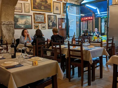 Pizzaria Tapas La Casa - Italian in Lisbon