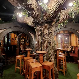 Premier Room Center - Bar