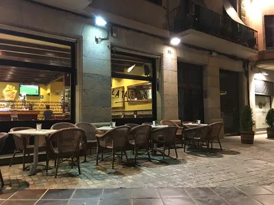 Restaurant la Taverna - Restaurant in Girona