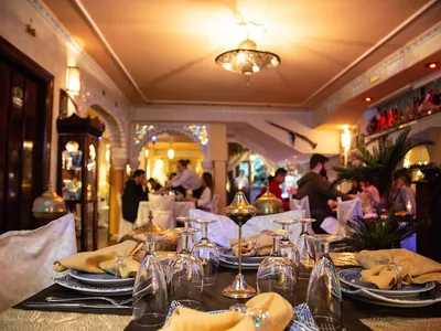 Restaurante Arrayanes - Restaurant in Granada