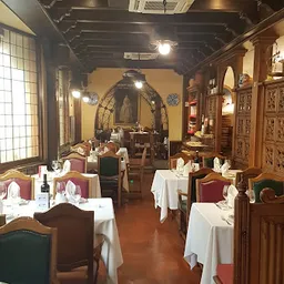 Restaurante asador El Figón de Recoletos - Castilian