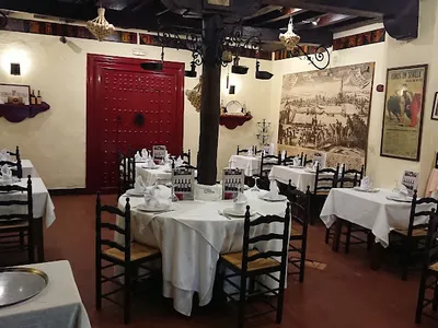 Restaurante Casa Cuesta - Regional Spanish in Seville