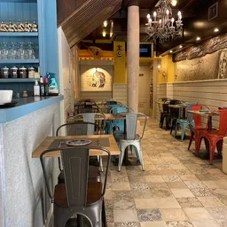 Restaurante Fairuz - Lebanese