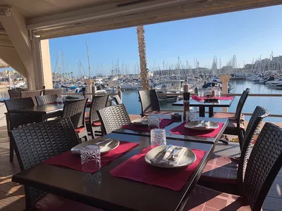 Restaurante La Brújula - Mediterranean in Alicante