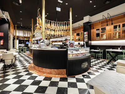 Restaurante La Cueva de 1900 / Córdoba - Regional Spanish in Córdoba