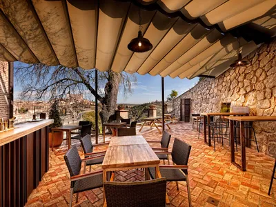 Restaurante La Ermitaña / Mirador Gastronómico de Toledo - Restaurant in Toledo