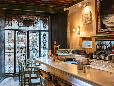 Restaurante Pilar del Toro - Restaurant in Granada