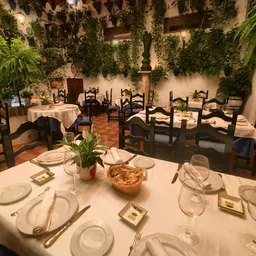 Restaurante Puerta Sevilla - Restaurant
