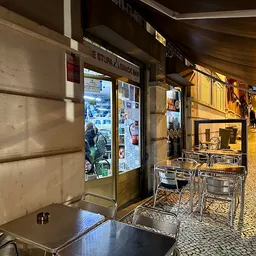 Rose Stupa - Restaurant