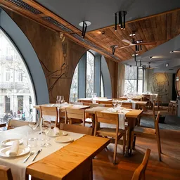 Sagardi Valencia Centro - Basque