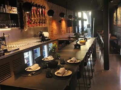 SinoFos Restaurant - Restaurant in Girona