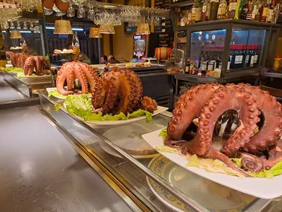 Swansea Cafetería Restaurante - Restaurant in Bilbao