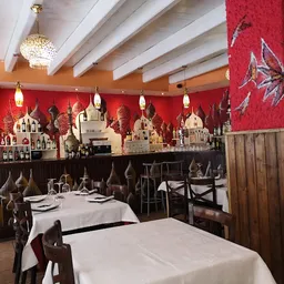 Taj Tandoori y Vegano - Indian