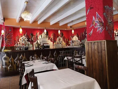 Taj Tandoori y Vegano - Indian in Malaga