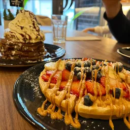 The Golden Stack - Restaurant