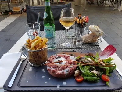 The Instant - French in Nice