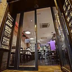 Tucco | Born - Italian