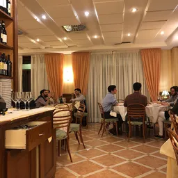 Tullio Restaurant - Tuscan