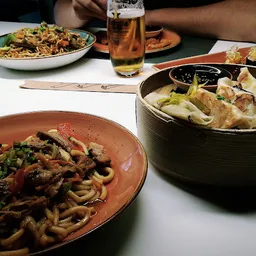 UDON Girona - Asian