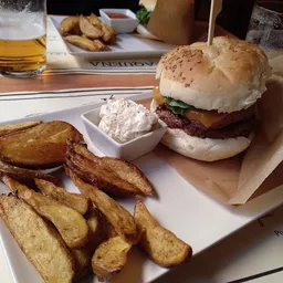 Vaquena Burger - American