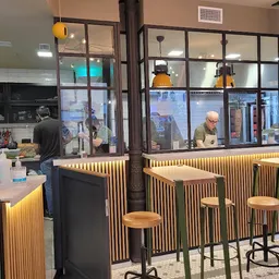 Vira Vira. The Gyro’s - Street Food - Mediterranean